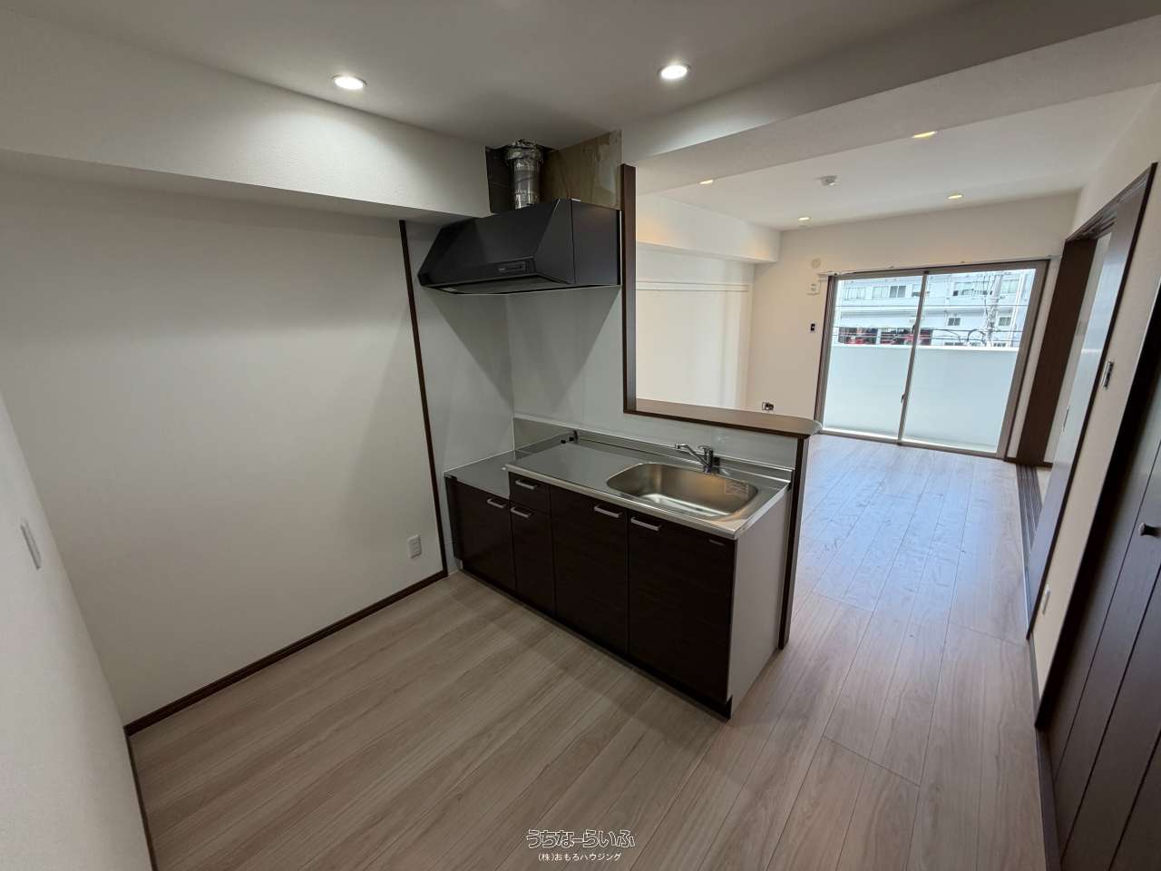 LaLa Terrace 503号 / 那覇市銘苅2丁目 / 1LDK / 5階 / 8.8万円の賃貸