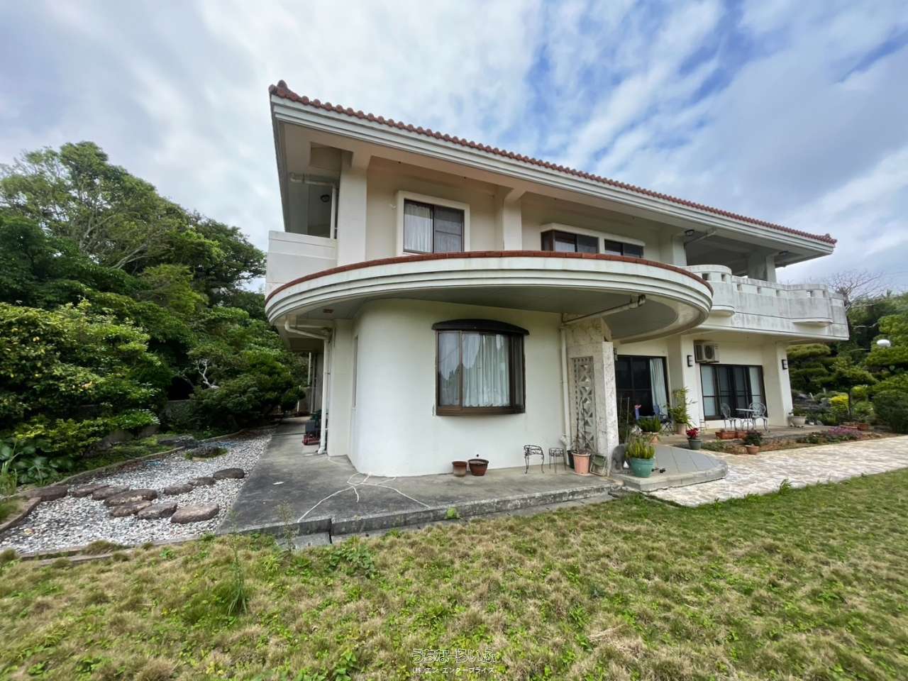 北中城村荻道 / 7LDK / 1億7,000万円の売買一戸建て | 沖縄の不動産