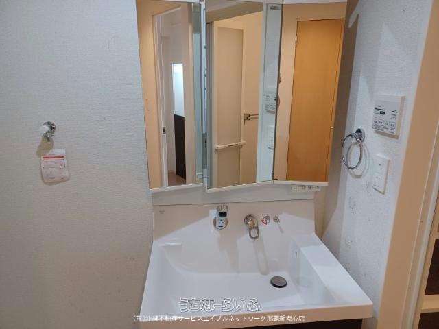 グランドコートじっちゃく 605号 / 浦添市勢理客1丁目 / 1K / 6階