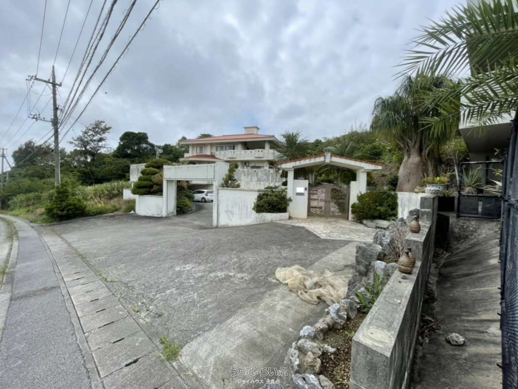 北中城村荻道 / 7LDK / 1億7,000万円の売買一戸建て | 沖縄の不動産