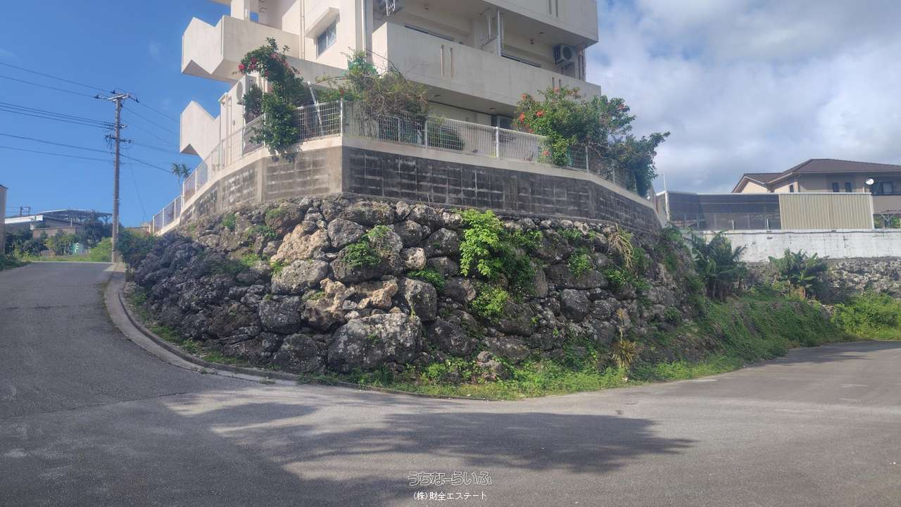 建物南側 角地 三方道路