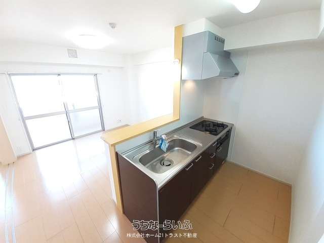 八重瀬町港川 / 2LDK / 4階 / 6.3万円の賃貸マンション | 沖縄の不動産
