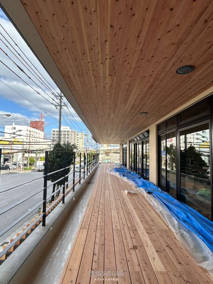 那覇市曙2丁目 / 48.43m² / 14.65坪 / 5階 / 24.1万円の賃貸事務所 