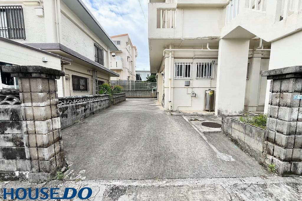 駐車場※AI加工で家具削除しています
