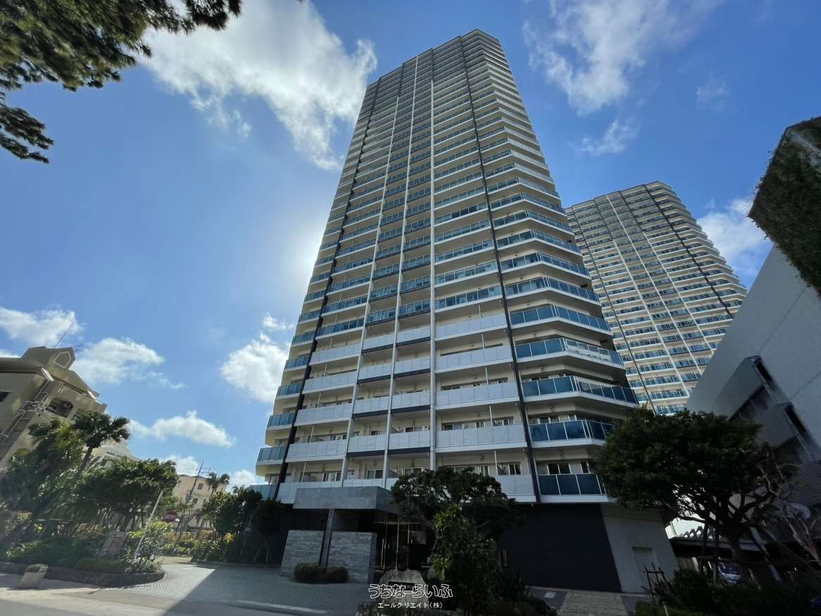 RYU:X TOWER The EAST / 那覇市おもろまち1丁目 / 96.39m²