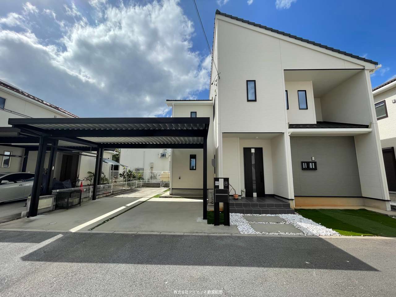 建物外観 : いつでも内覧可能です🌸