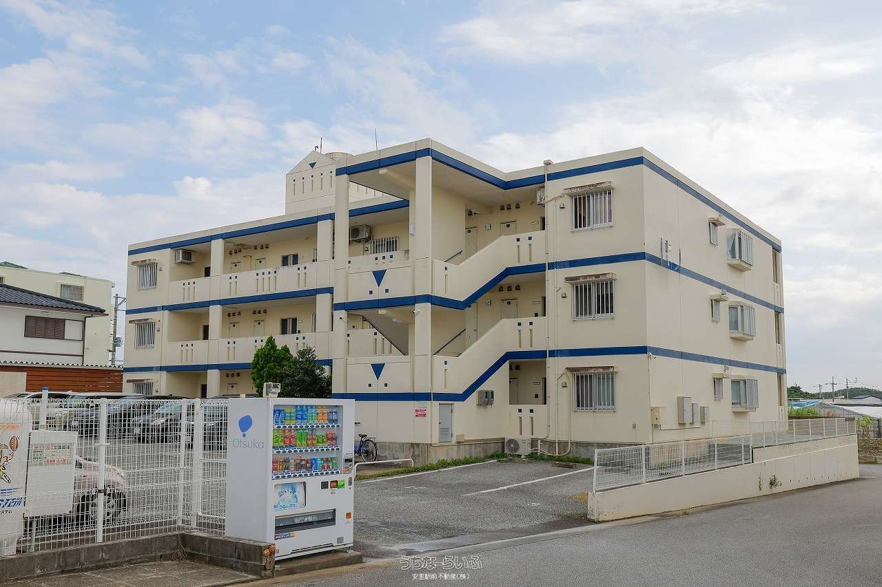 ✨イースト・コンフォート✨ 205号 / 八重瀬町東風平 / 3LDK / 2階