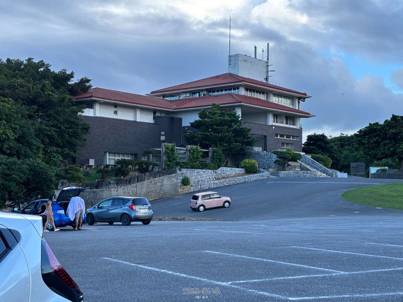 うるま市勝連比嘉 / 284.52m² / 86.06坪 / 1,290万円の売買土地