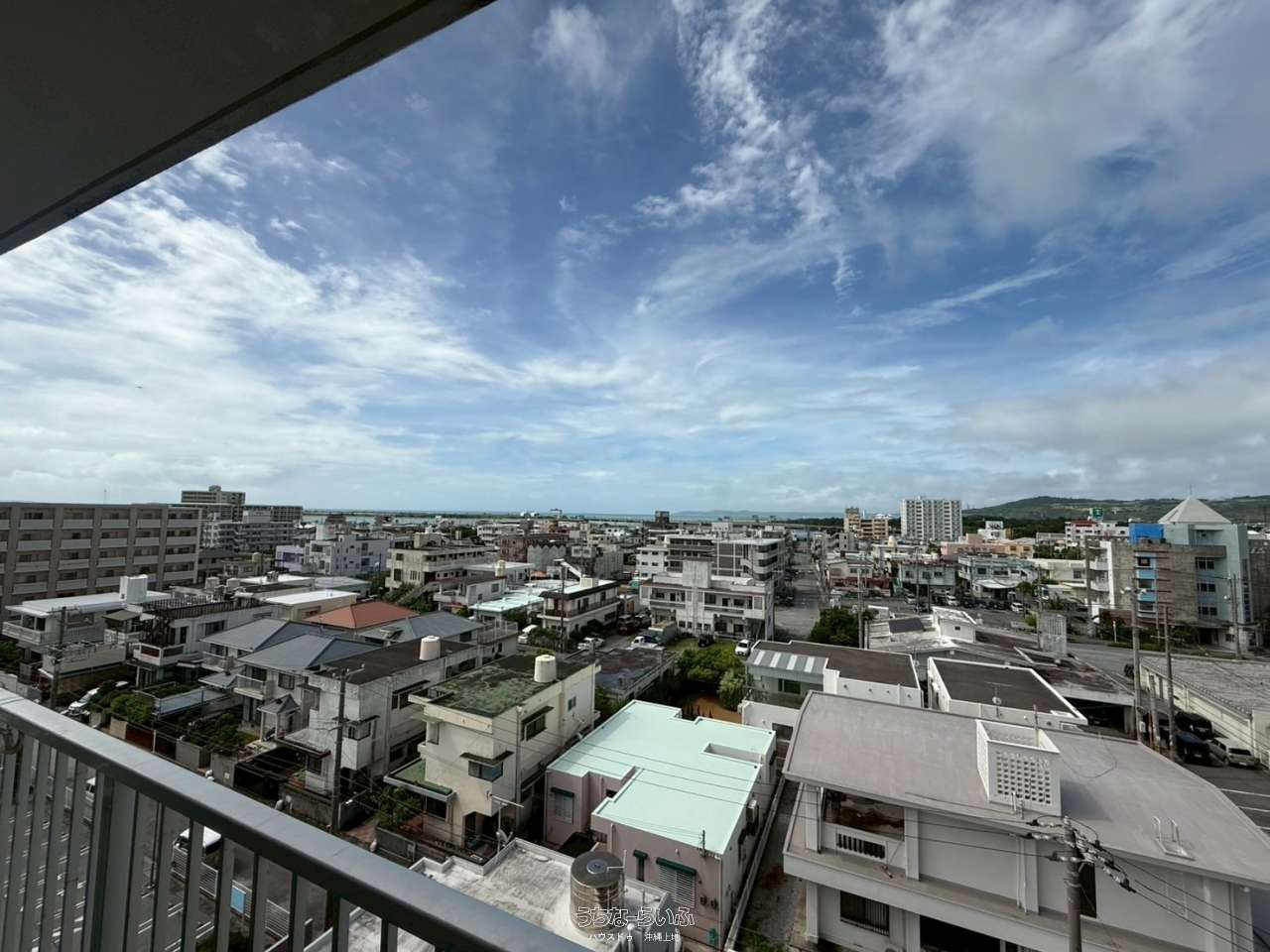 apartment 泡瀬3丁目