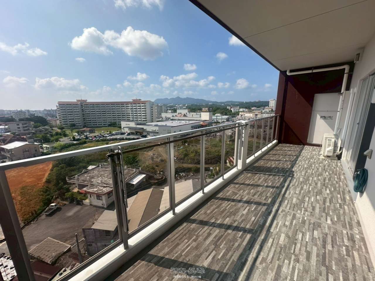 プレサンスロジェ名護大北ヴォール / 名護市大北5丁目 / 72.61m²