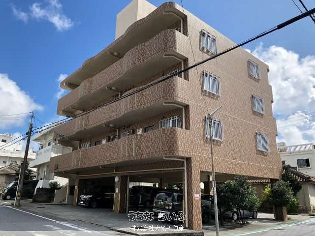 メゾン城 201号
