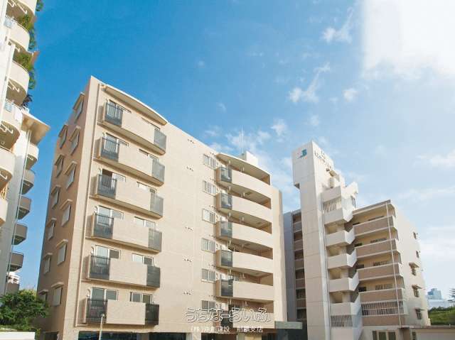 牧志ガーデンイースト 401号