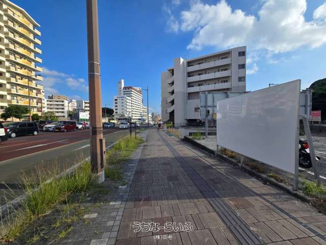 玉城駐車場広告看板