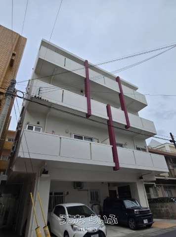 ハッピーハイツ泉崎 301号