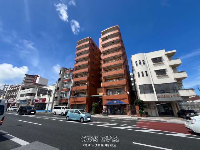 ライオンズマンションコザ 805号