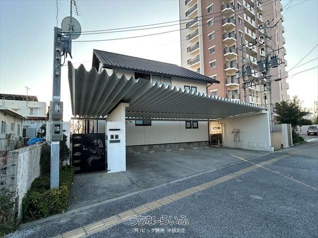 小那覇邸
