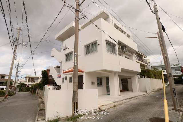 ホワイトパレス 302号