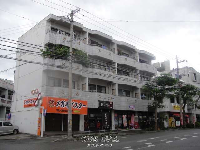 コーポ屋宜 302号