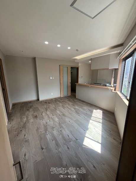 グランイーズ那覇末吉 303号