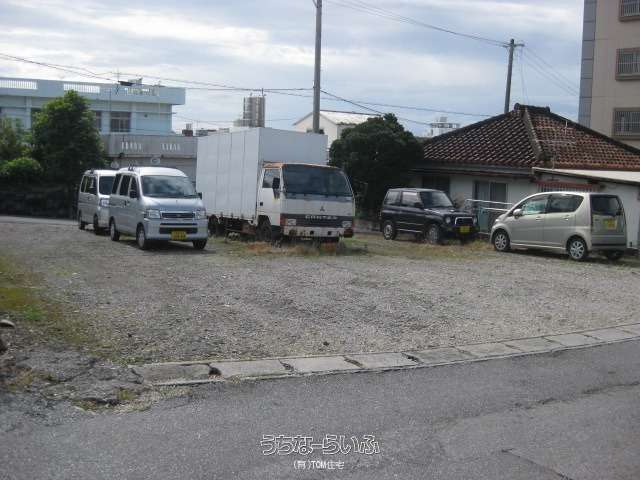 呉屋ウシパーキング