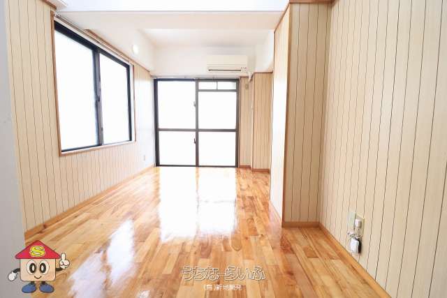 メゾンまつがわ 2-E号