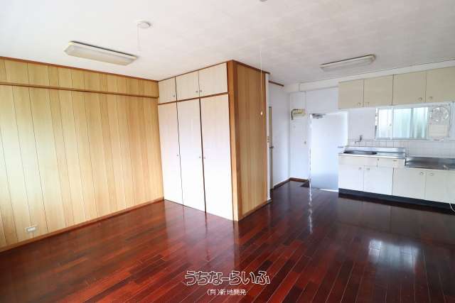 屋嘉比アパート 202号