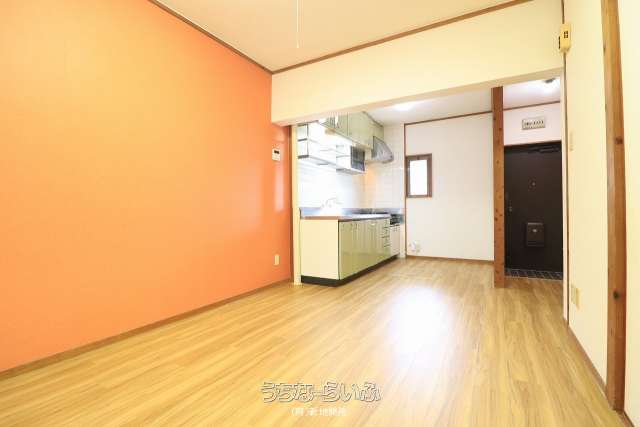 パークサイド首里３号棟 3-102号