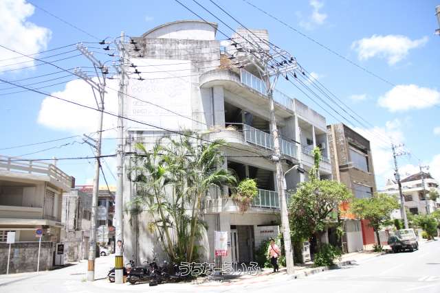 沖縄ラティーナ