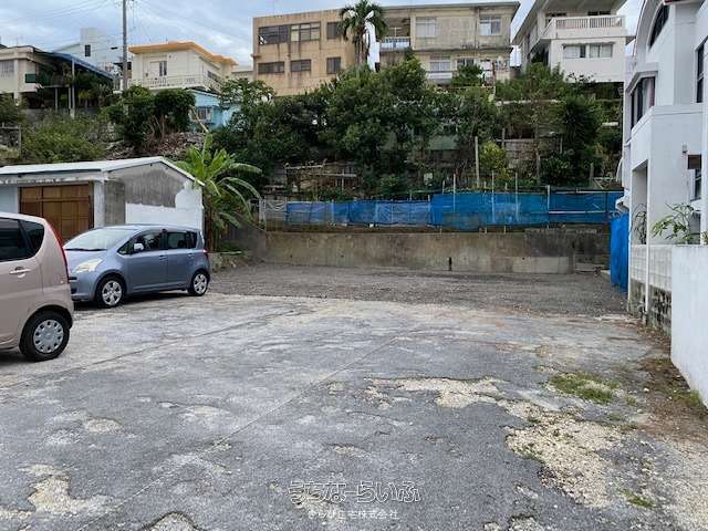 高良2丁目駐車場