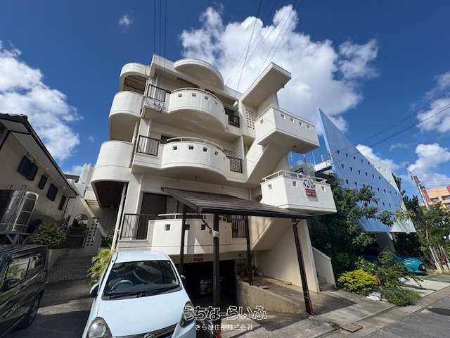照屋アパート 201号