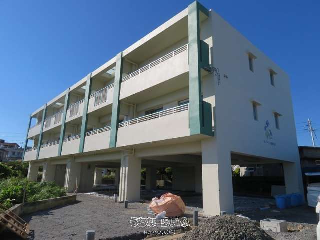 アイリス屋慶名Ⅲ 202号