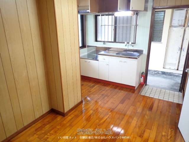 中村アパート 401号