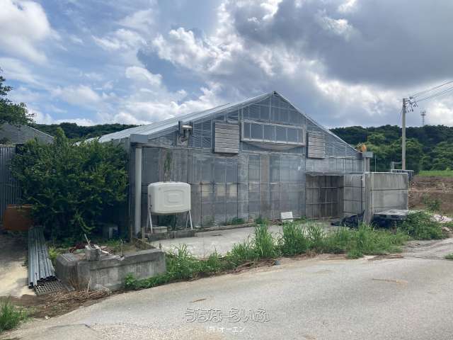  data-sub-html="captionMadori" 