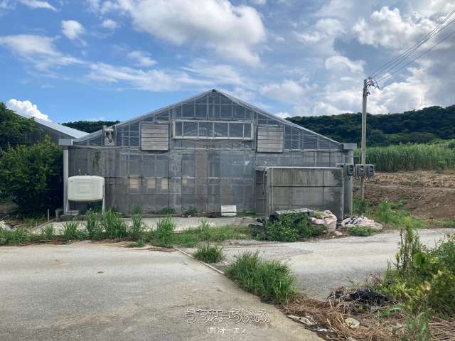 【ビニールハウス・設備付き】糸満市伊原４０４．７坪