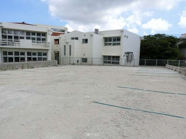 喜屋武第二駐車場