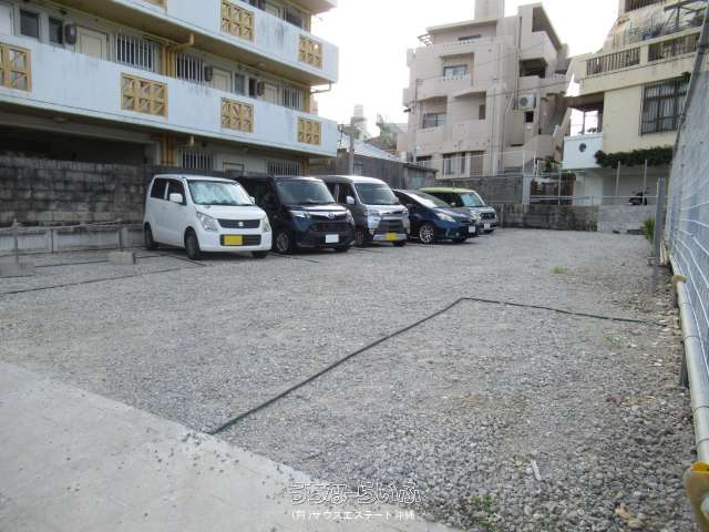 サウスエステート沖縄与儀第12契約駐車場