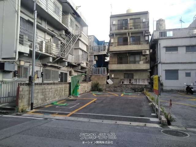 辻売地