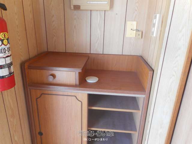 伊波アパート 301号