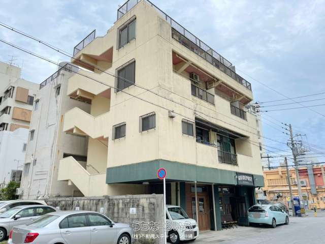 嘉手納アパート 303号