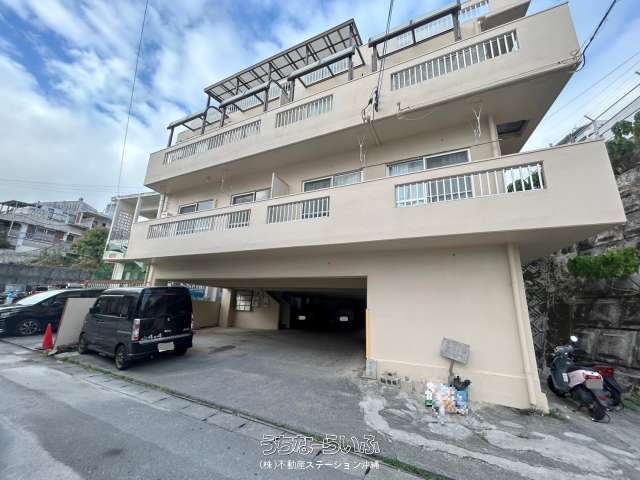 コーポ識名 203号