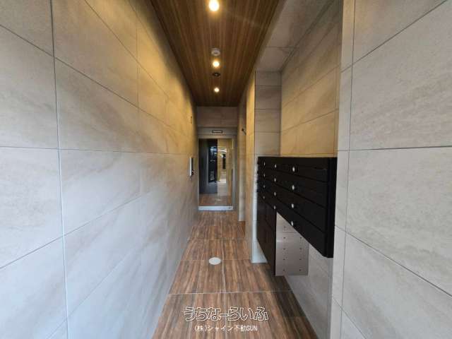 ウィル久茂地 401号