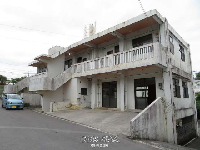 比嘉アパート 101号