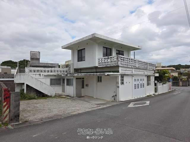 西原町幸地店舗兼住宅