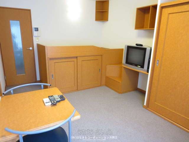 レオパレスパークサイド北谷 211号