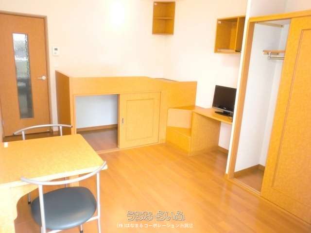 レオパレス糸満south 110号