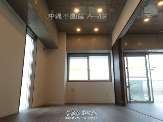 カーサビアンコ 302号