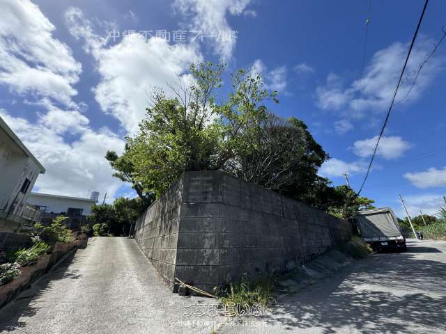 玉城愛地売り土地