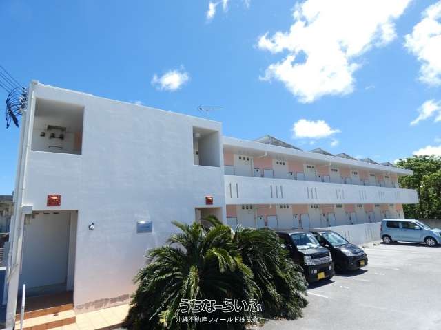 レオパレスシーサイドN与那原 107号