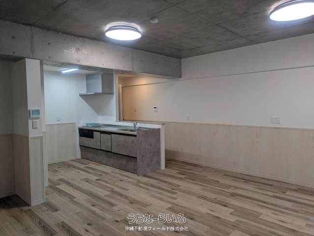 グロブ・エスAJ 301号