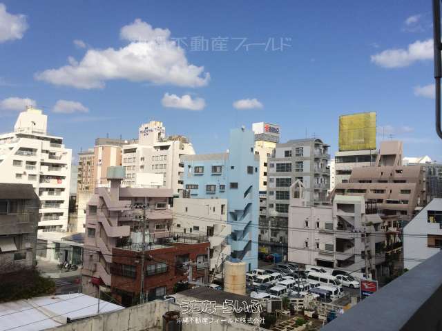 メゾンひがしまち 404号